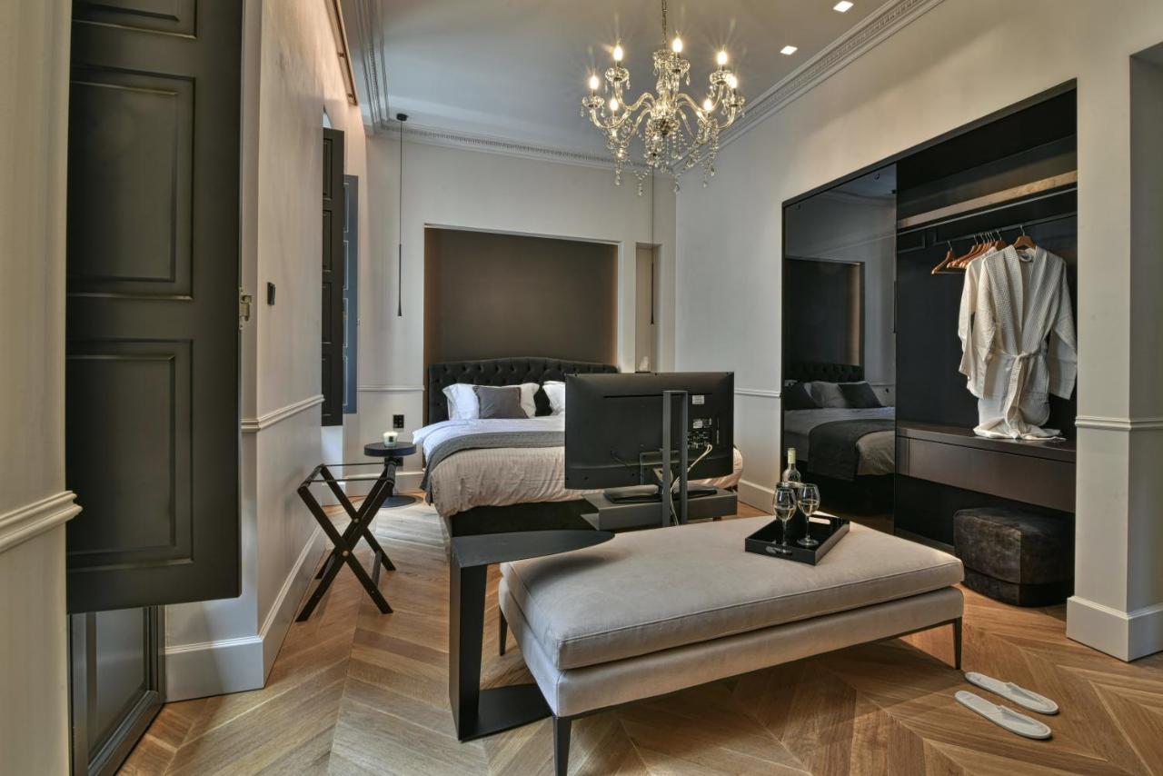 Nikiou Luxury Hotel 4*